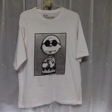 프레임워크 PEANUTS 찰리 브라운 티셔츠
