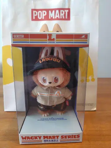 POP MART WACKY MART LABUBU 봉제 인형