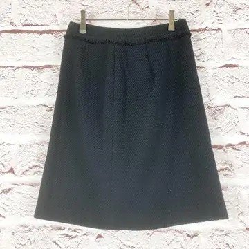 r281 UNITED ARROWS 블랙 미디 스커트 프린지 마감