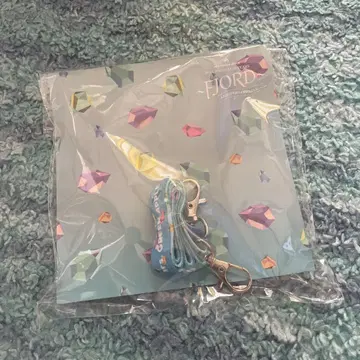 Mrs. GREEN APPLE fjord 샤봉다마 끈만 피요르드