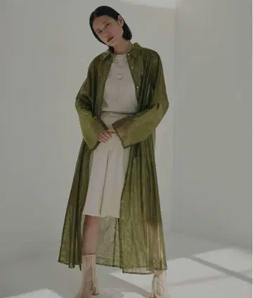 아메리 러셀 레이스 셔츠 코트