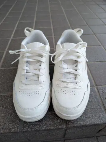 무인양품 x 리복 Reebok 콜라보 코트 스니커즈 25.0cm