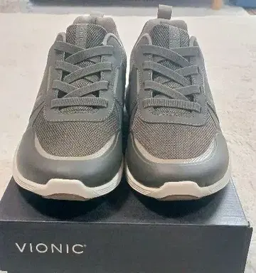 VIONIC 여성용 스니커즈 그레이 23.5cm 미사용 새상품