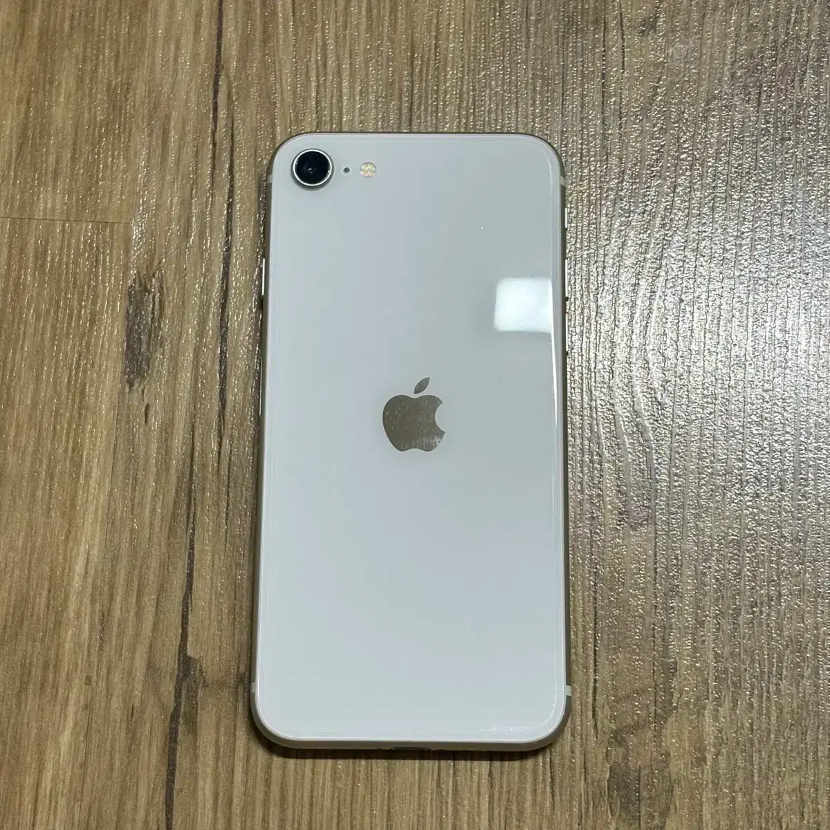 iPhone SE3 128GB White on Bunjang Global Site
