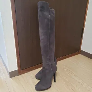다이애나 그레이 스웨이드 롱 부츠 하이 힐