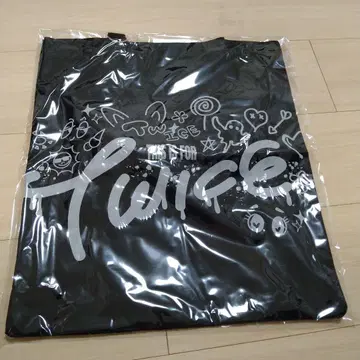 TWICE 팝업 토트백