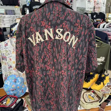 VANSON 레오파드 무늬 반팔 자수 셔츠 와인 컬러 XL
