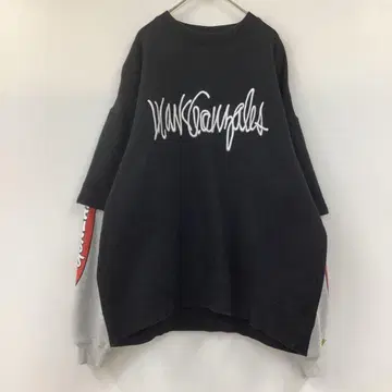 MARKGONZALES what it isn't 맨투맨 프린트 로고