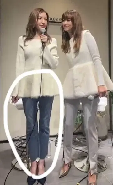 Arpege story 세미 플레어 데님 라이트 블루