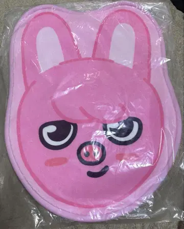 SKZOO 돼끼 카펫