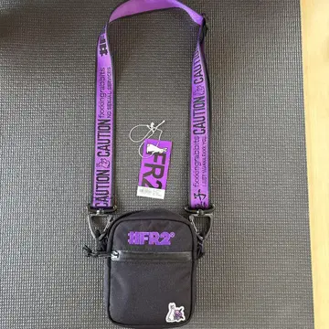 FR2 숄더백 나코 교토 한정판