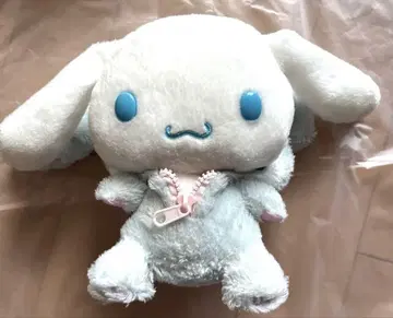 시나몬 롤 봉제 인형