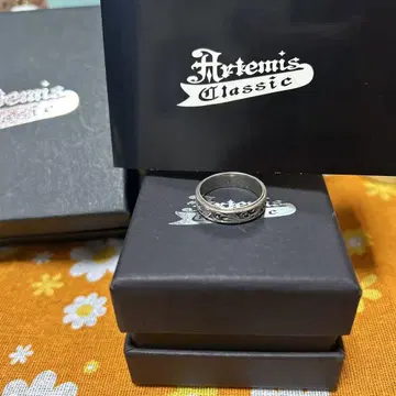 [보증 포함] Artemis Classic 플로럴 반지