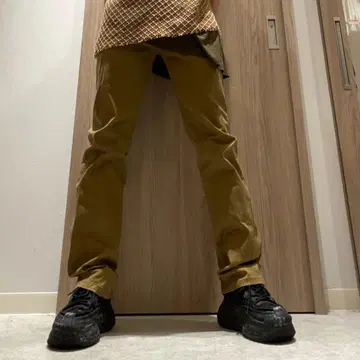DSQUARED2 이탈리아제 W32 베이지 슬림 스트레이트 치노 팬츠