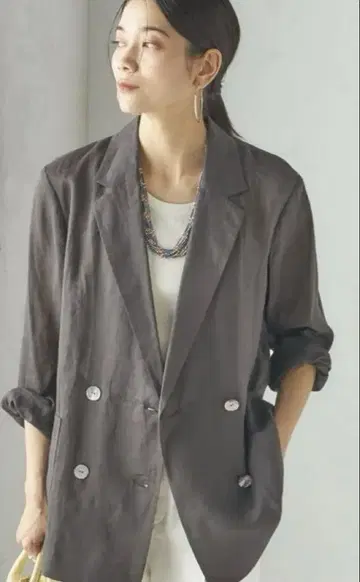 SHIPS 라미 시어 자켓 38