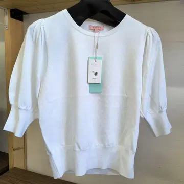 TOCCA UV 차단 5부 소매 니트 화이트 타임 세일