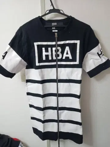 초레어 BIGBANG 3대째 착용 HBA 스트라이프 집업 Thip hop