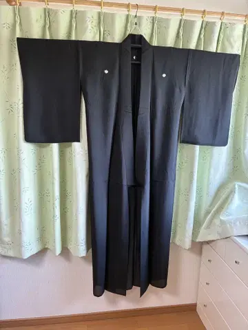 기모노 상복 여름용 블랙 컬러 오동나무 문장 기모노