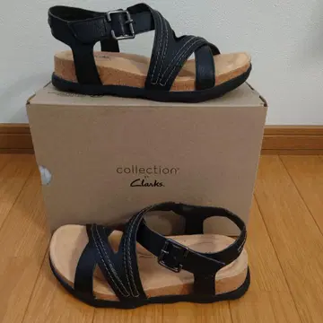 Clarks 클락스 여성용 샌들 23cm