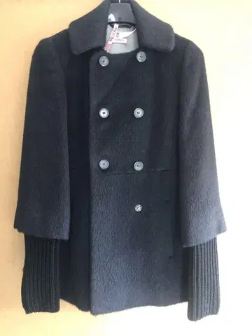Max&co 블랙 더블 브레스트 코트