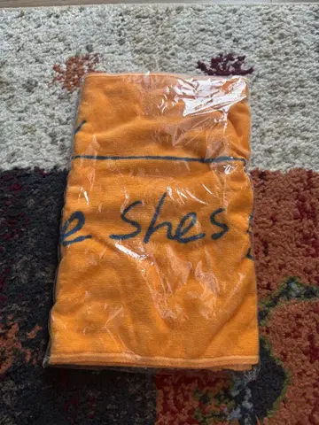 the shes gone 타월