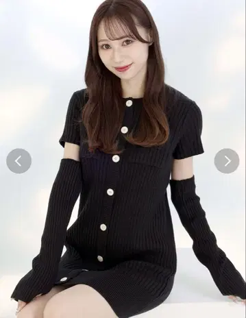 새상품 마큐리 듀오 2WAY 암워머 포함 미니 니트 원피스
