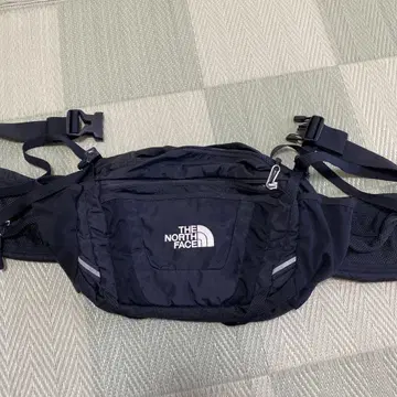 노스페이스 바디백 블랙