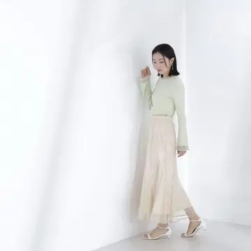 NATURAL BEAUTY BASIC 러셀 레이스 머메이드 스커트