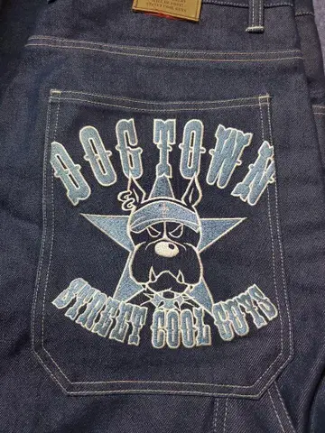DOGTOWN 자수 데님 팬츠