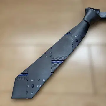 기린 넥타이