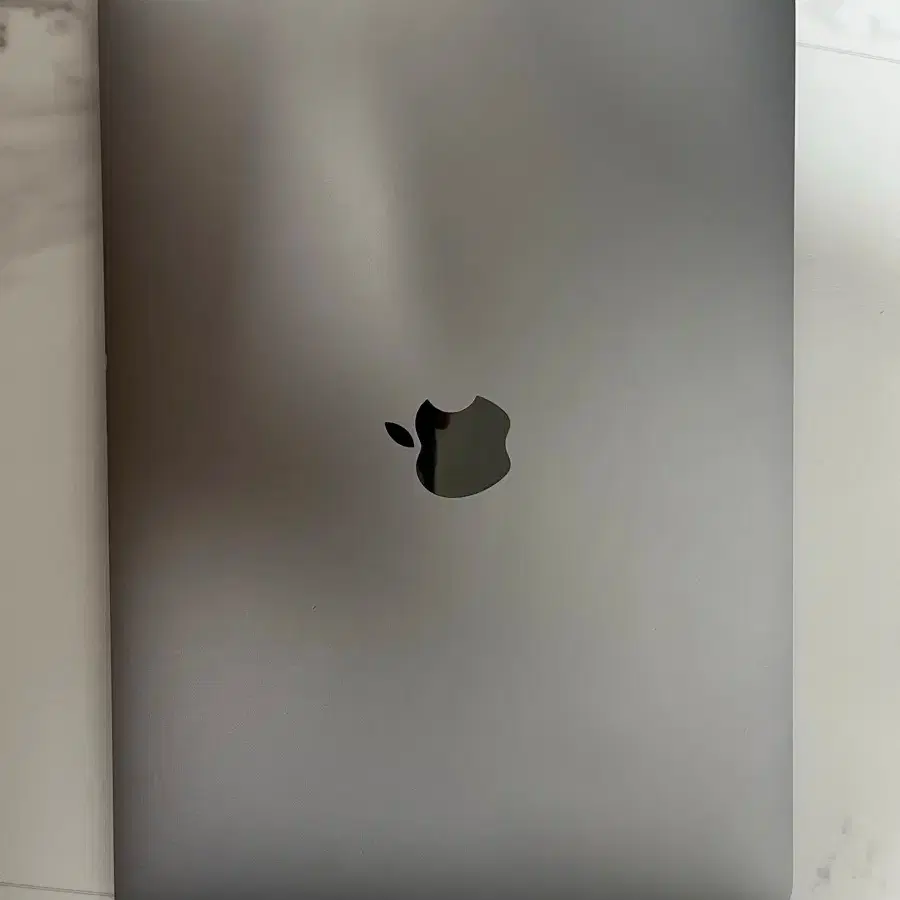 美品・AppleCare+付】MacBook Pro M3 16GB 1TB 美品・AppleCare+付