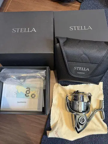 시마노 18 스텔라 c5000xg 미사용