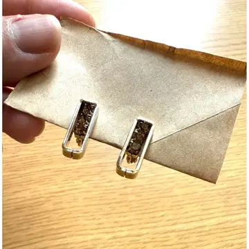 심플한 금속제 클립형 귀찌