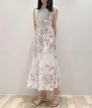 snidel 프린트 플리츠 원피스 00
