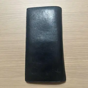 Ryu 류 블랙 장지갑 천연 가죽