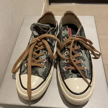 CONVERSE 카모플라쥬 스니커즈 척 테일러