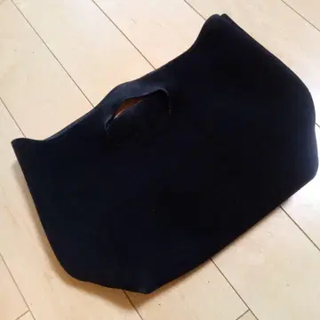 핸더 스킴 블랙 토트백