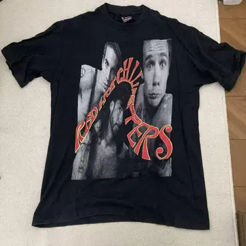 Red Hot Chili Peppers 티셔츠