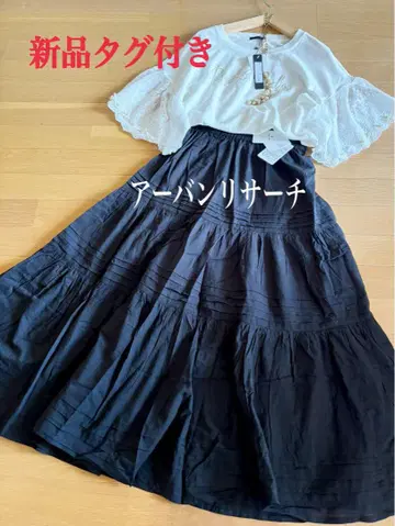 여름 새상품 택 포함 어반 리서치 핀턱 3단 티어드 스커트 블랙