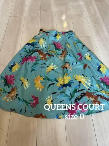 QUEENS COURT 스커트 사이즈 0 XS