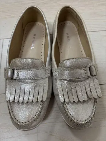 REGAL 실버 프린지 로퍼