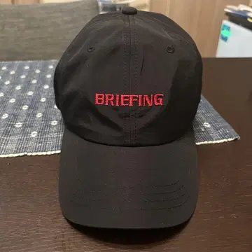 BRIEFING 블랙 캡
