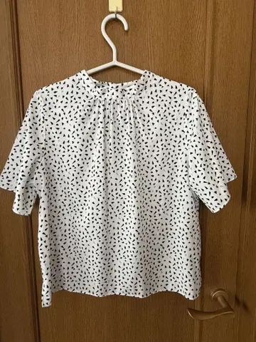 기하학 패턴 반팔 셔츠 사이즈 9