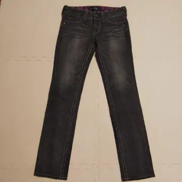 Levi Strauss & Co. 스키니 데님
