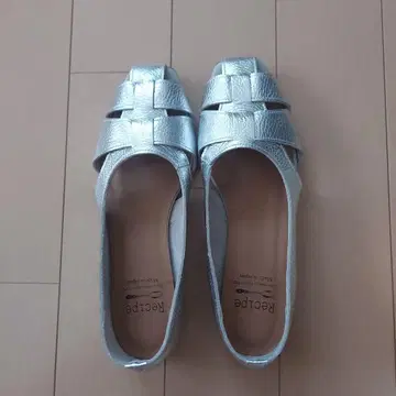 Recipie 실버 크로스 스트랩 샌들 24.5cm