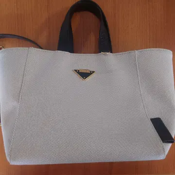 IANNE 이안 코프레 블랙