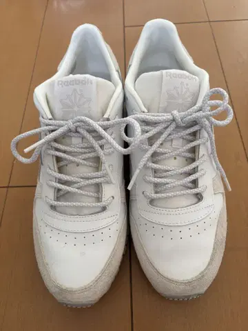 리복 1LDK 화이트 스니커즈 27.5cm