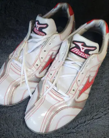 Mizuno 스파이크 슈즈 화이트/레드 27.5cm
