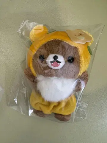 리락쿠마 차이로이코구마 꿀 요정 브로치 봉제 인형