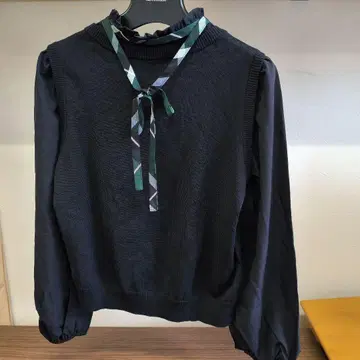 BLUE LABEL CRESTBRIDGE 블랙 긴팔 상의